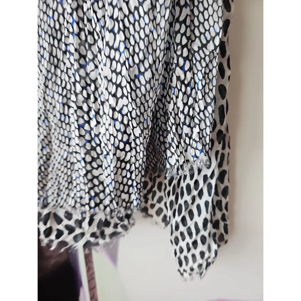 BANANA‎ REPUBLIC Multi Animal Print Frayed Trim Shawl Scarf One Size